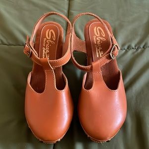Shoeicca Women's Tan Platform T-Strap Sandals